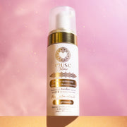 Le Rituel de la femme Rayonnante au Monoï Oriental Image